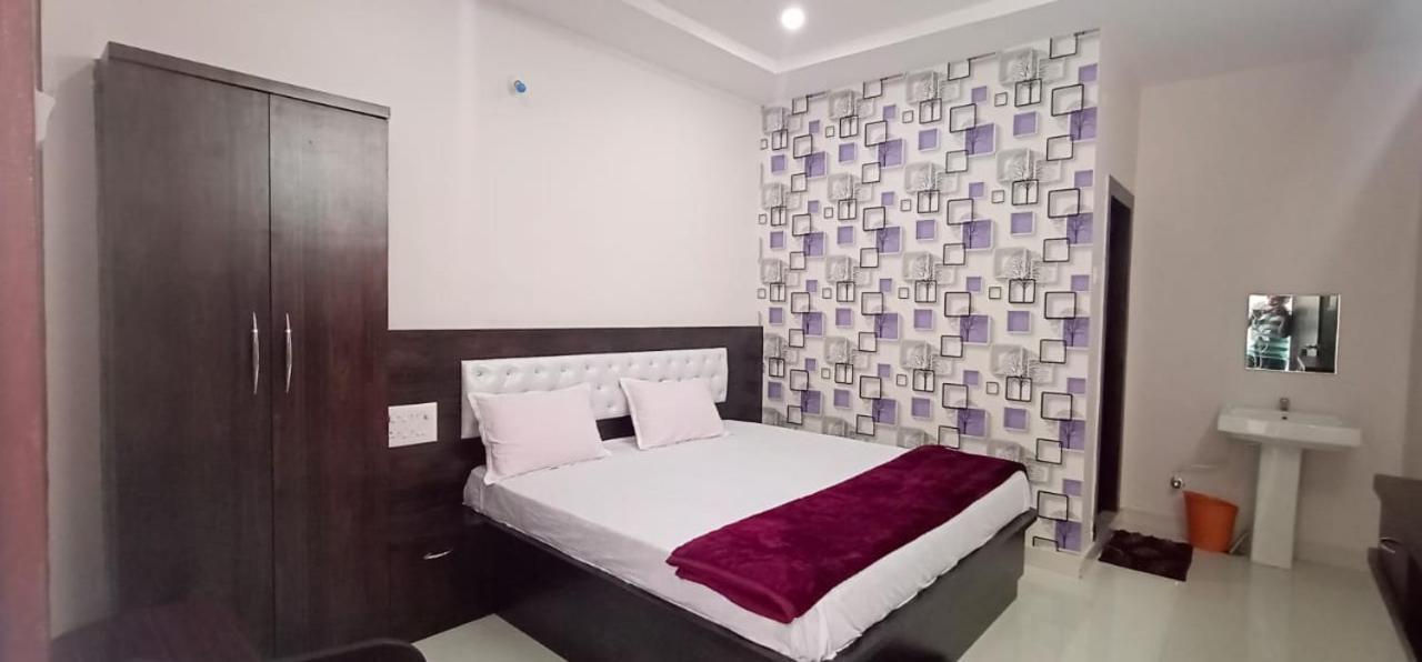 Varun Residency Bhadrachalam Luaran gambar
